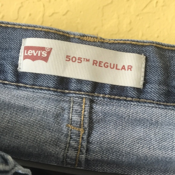 Jeans - Picture 2 of 4